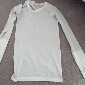 Lululemon swiftly tech